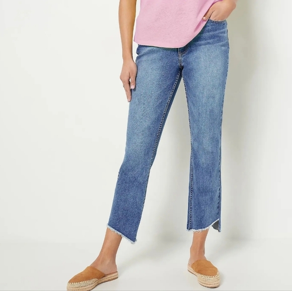 Candace Cameron Bure Denim - NWOT Candace Cameron Bure 30W Ladies Plus Cropped Jean Raw Tulip Hem